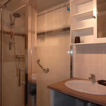 Prázdninový dům Maison Au Mont-dore Avec Jardin Clos, Ideale Pour 10 Personnes - Fr-1-608-120 *