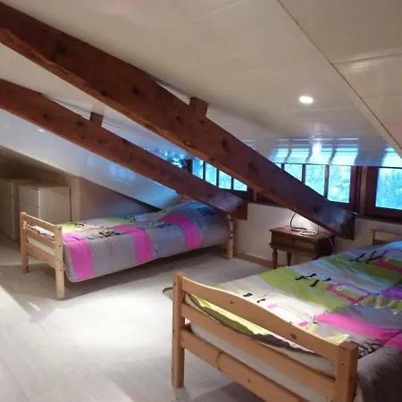 Maison Au Mont-dore Avec Jardin Clos, Idéale Pour 10 Personnes - Fr-1-608-120 *